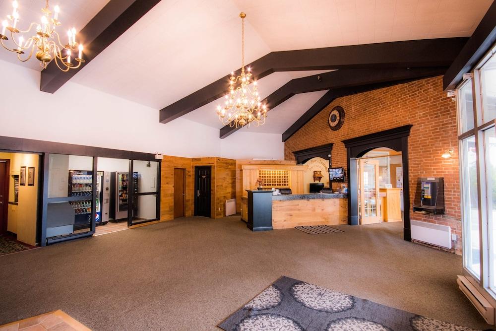 Hotel La Caravelle Baie-Comeau Bagian luar foto